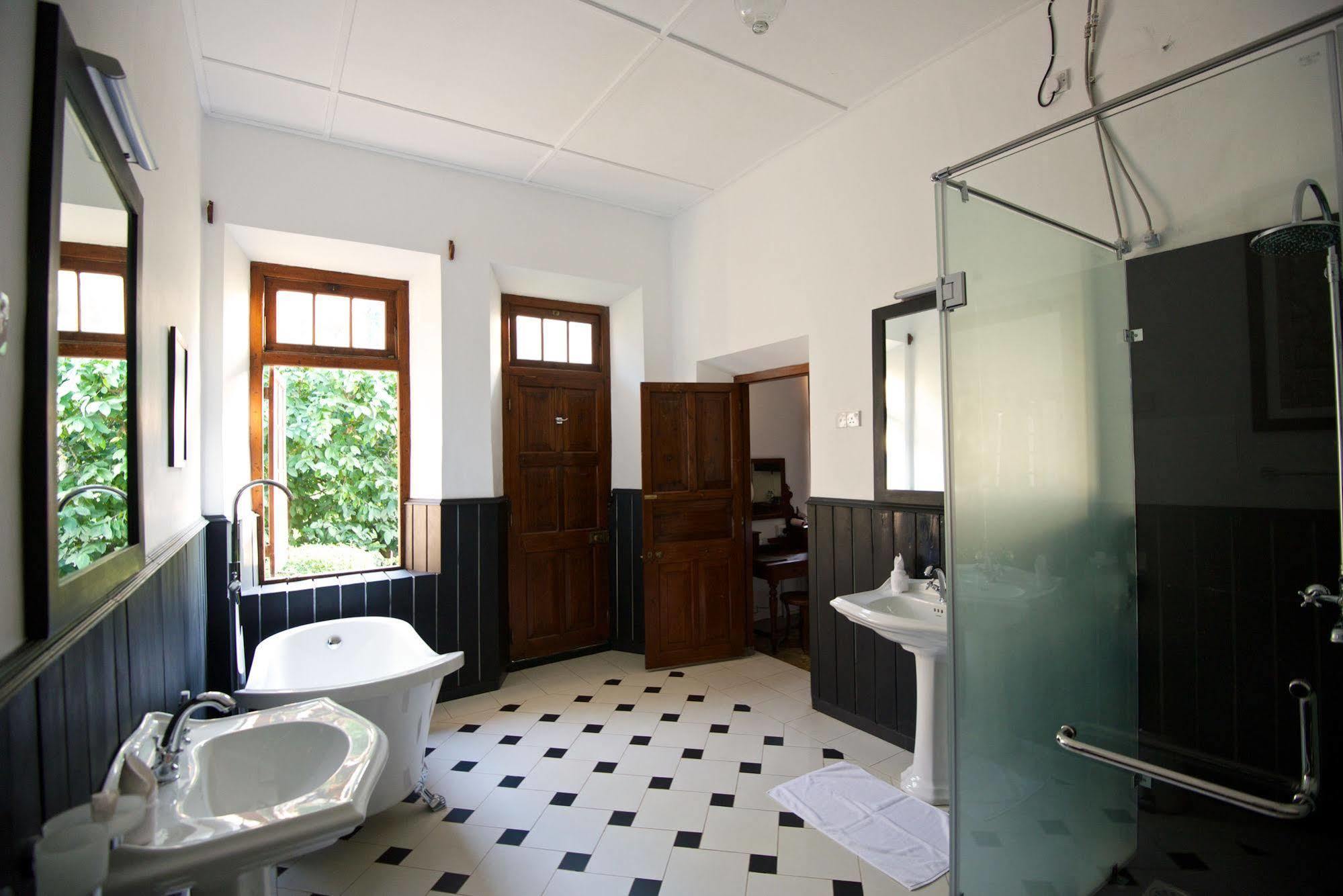 Mountbatten Bungalow- Thema Collection Kandy Exteriör bild
